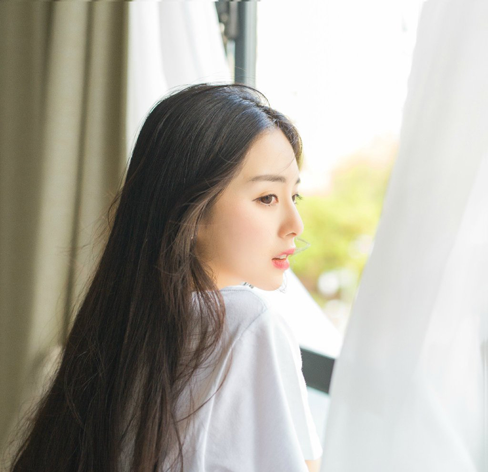 庞统话音落下，大帐之中，针落可闻，那场刺杀，可不止是曹操，整个天下诸侯世家都为之胆寒，自此，再没人敢用这种方法对付吕布，吕布虽然还未一统天下，但在某种意义上来说，已经开始重新为这天下建立规矩。